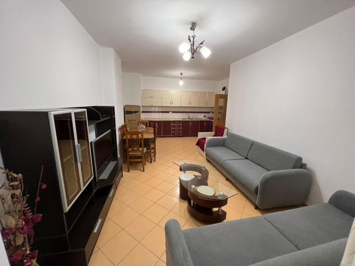 Leonard Apartment Tirana Eksteriør billede