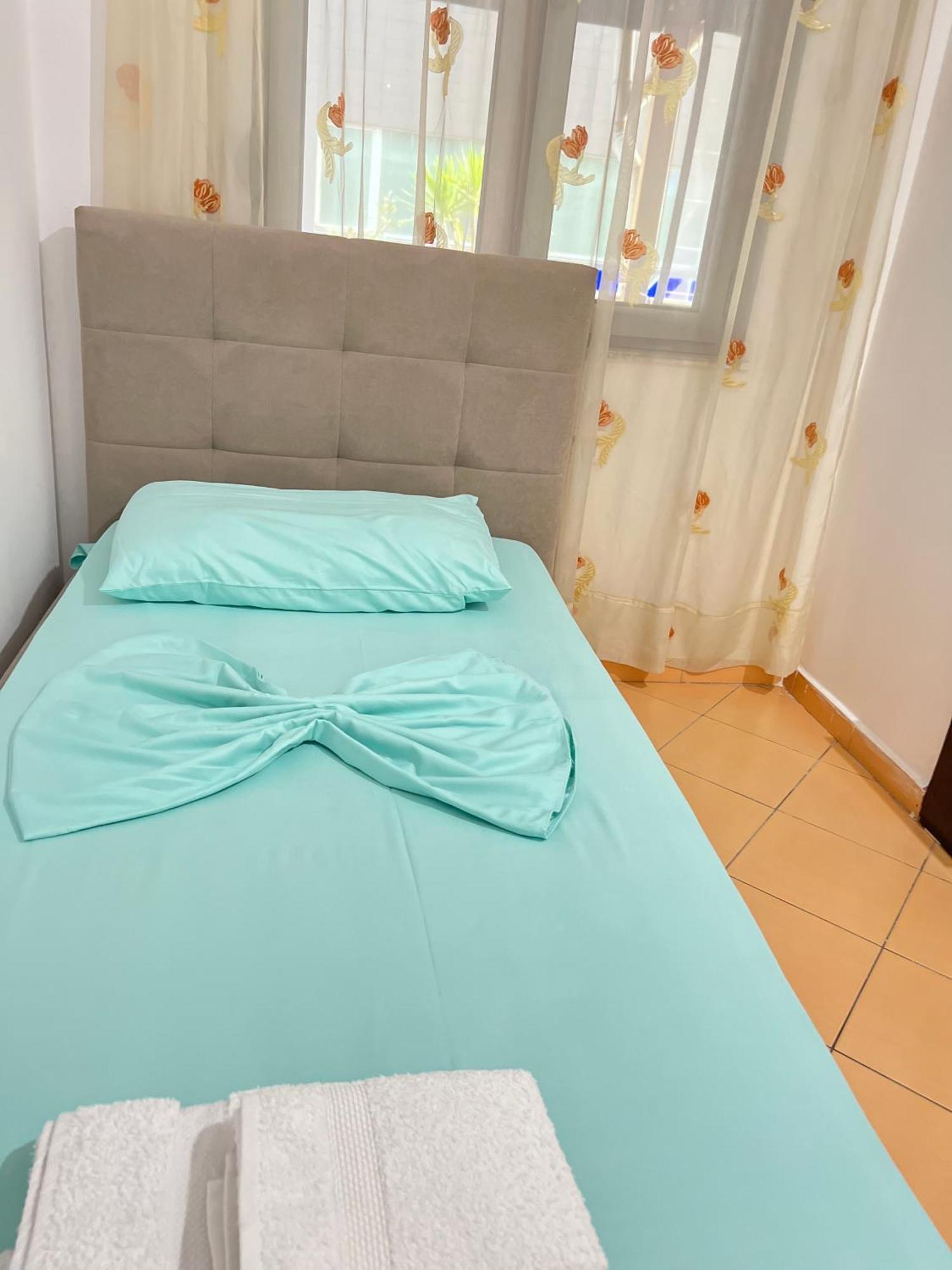 Leonard Apartment Tirana Eksteriør billede
